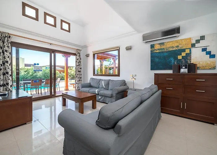Alegria Villa